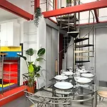 Spacious With 5 Bedrooms And 2 Bathrooms For 12 Guest In Cracow Old Town דירה *