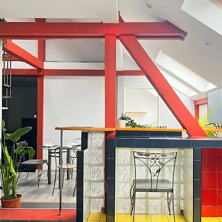 Spacious With 5 Bedrooms And 2 Bathrooms For 12 Guest In Cracow Old Town *