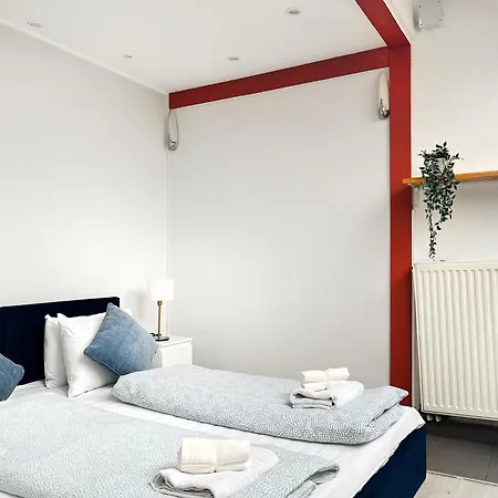Spacious With 5 Bedrooms And 2 Bathrooms For 12 Guest In Cracow Old Town Daire