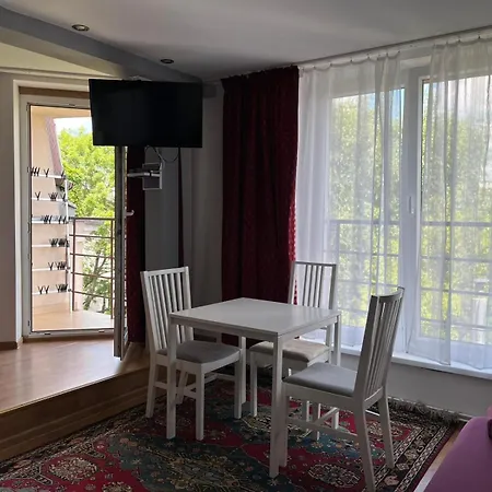 Apartmán Spacious With 5 Bedrooms And 2 Bathrooms For 12 Guest In Cracow Old Town *