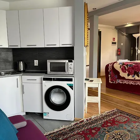 Apartmán Spacious With 5 Bedrooms And 2 Bathrooms For 12 Guest In Cracow Old Town