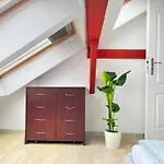 公寓 Spacious With 5 Bedrooms And 2 Bathrooms For 12 Guest In Cracow Old Town
