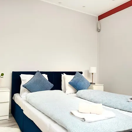 公寓 Spacious With 5 Bedrooms And 2 Bathrooms For 12 Guest In Cracow Old Town